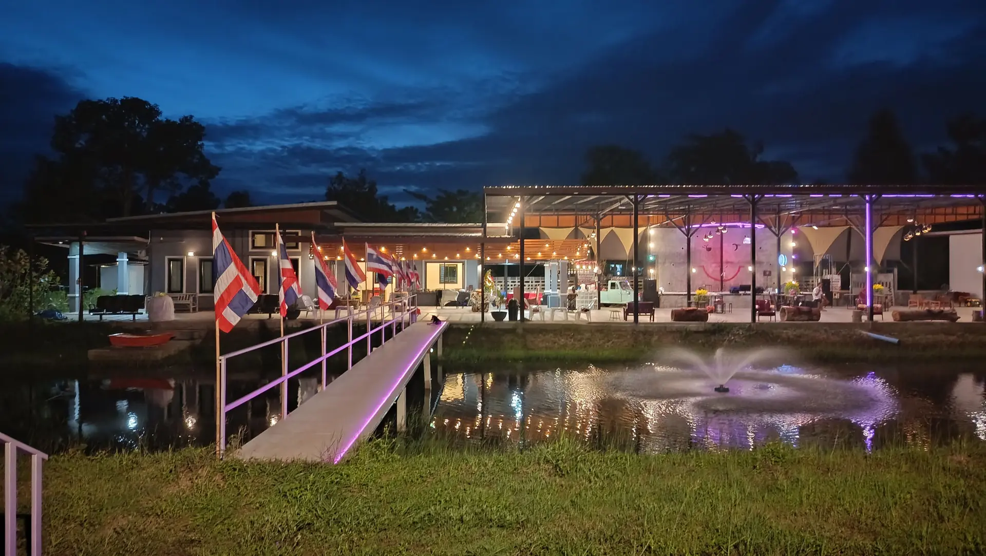 สถานที่จัดเลี้ยงแสงไทยสมายยามค่ำคืน อ.ศรีรัตนะ จ.ศรีสะเกษ ภาพที่ 36