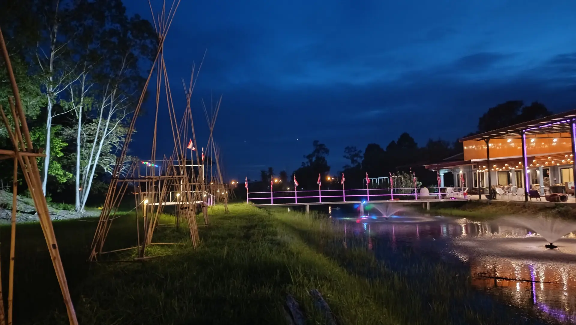 สถานที่จัดเลี้ยงแสงไทยสมายยามค่ำคืน อ.ศรีรัตนะ จ.ศรีสะเกษ ภาพที่ 58